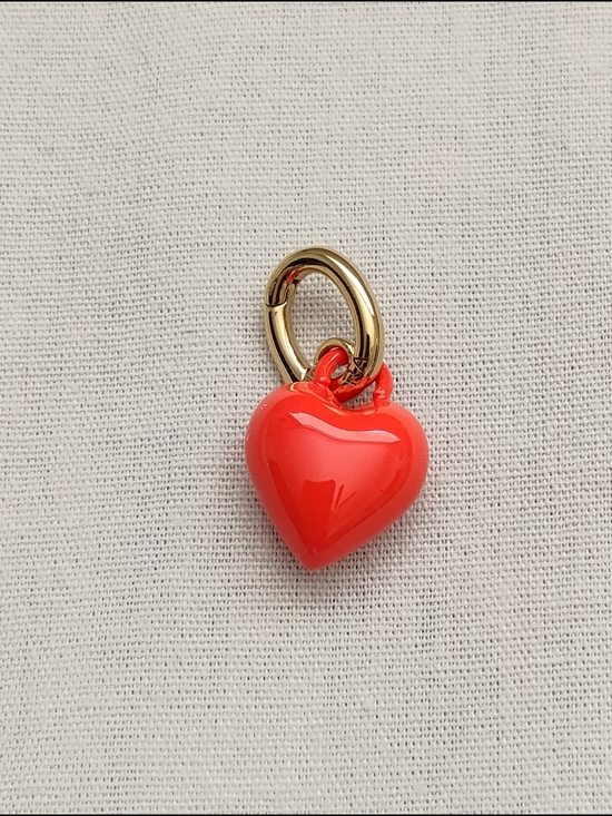 Roxanne Assoulin Jewelry - Roxanne Assoulin The Itsy Bitsy Puffy Heart Charm